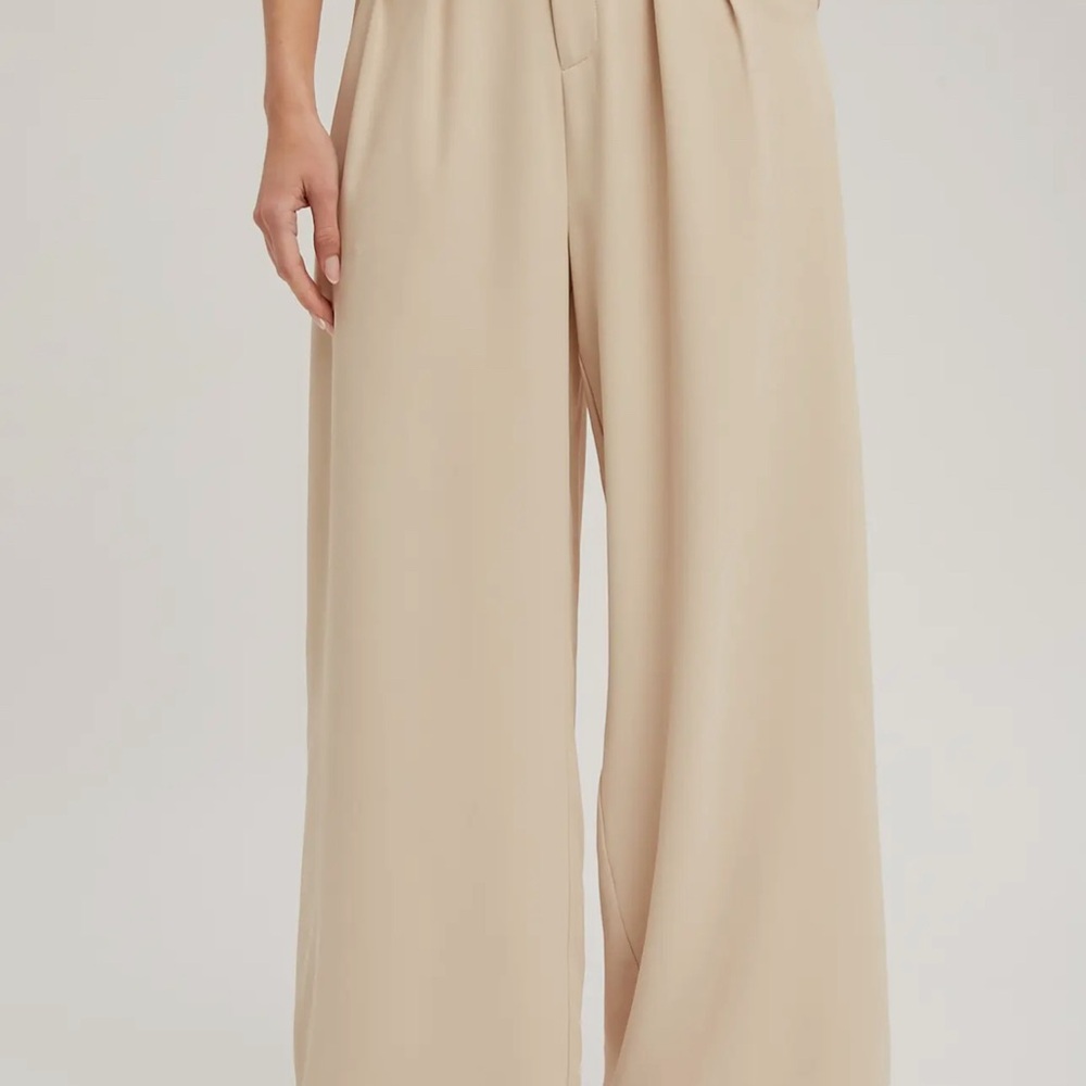 Chic Beige Wide-Leg Pants